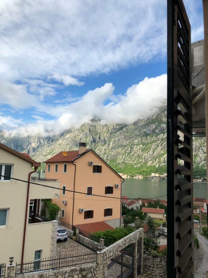 Apartmani Petrija Prčanj Εξωτερικό φωτογραφία