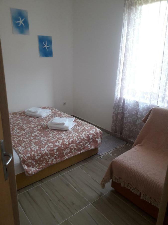 Apartmani Petrija Prčanj Εξωτερικό φωτογραφία