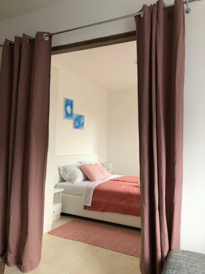 Apartmani Petrija Prčanj Εξωτερικό φωτογραφία